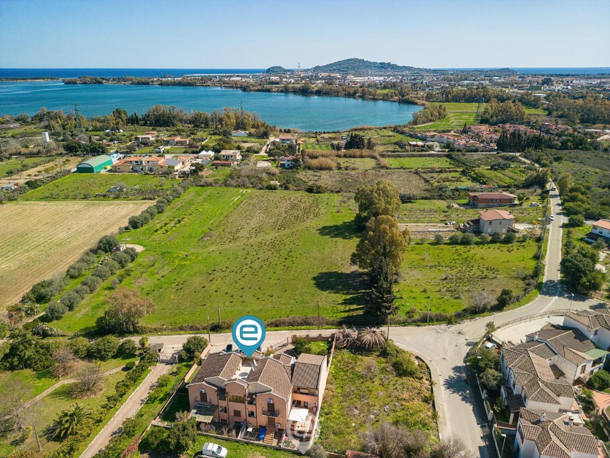 Sun & Sea Studio Тортоли Экстерьер фото