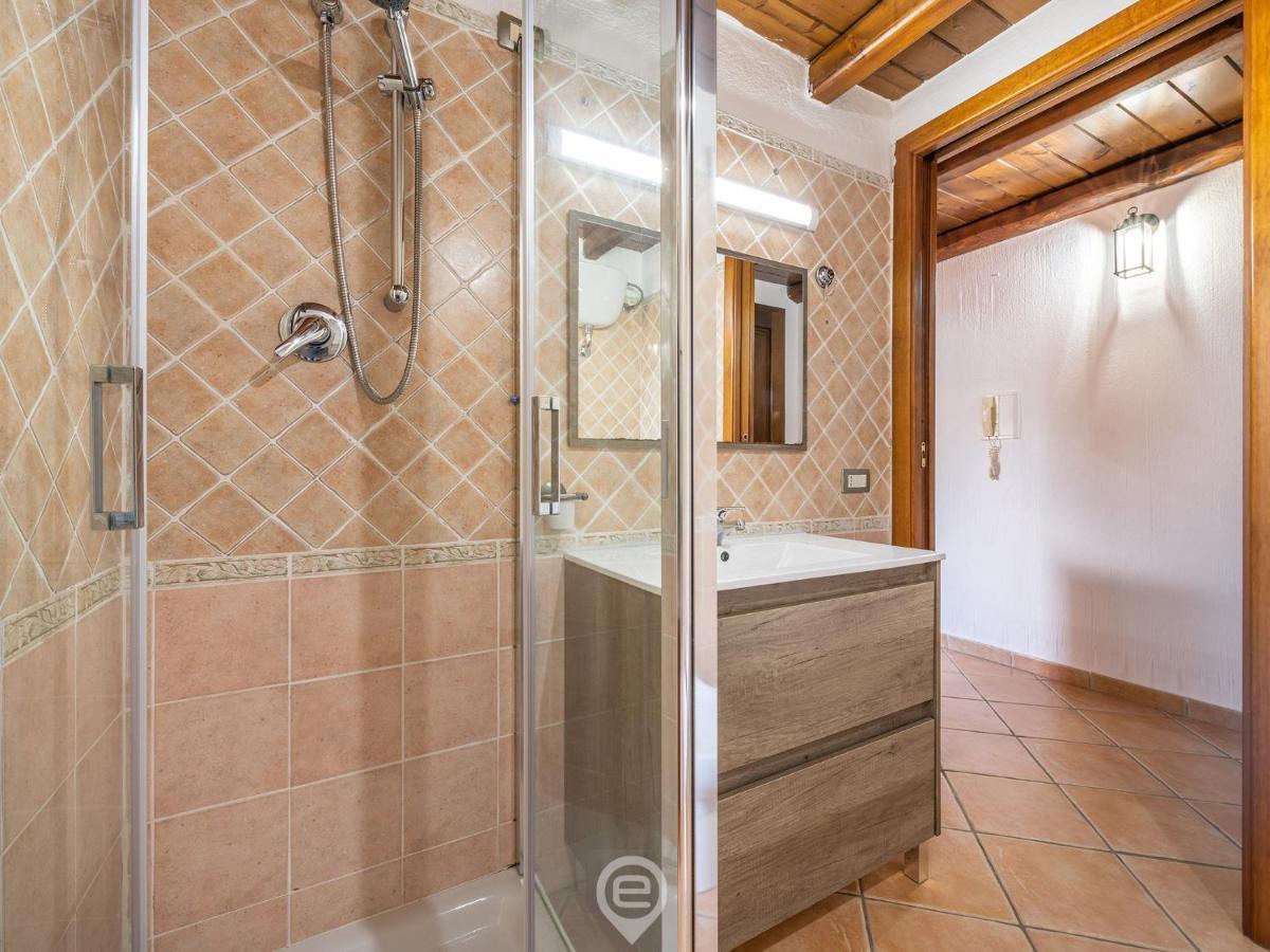 Sun & Sea Studio Тортоли Экстерьер фото
