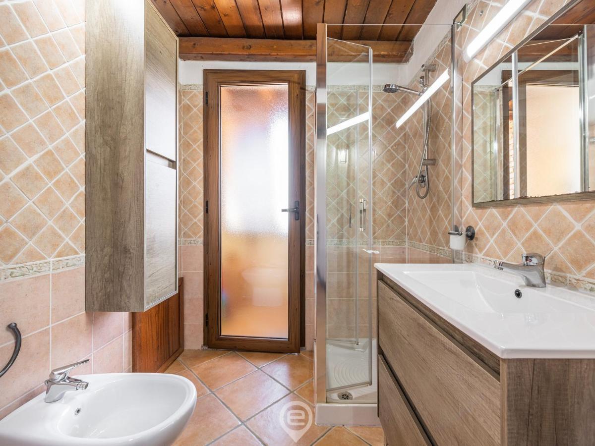Sun & Sea Studio Тортоли Экстерьер фото
