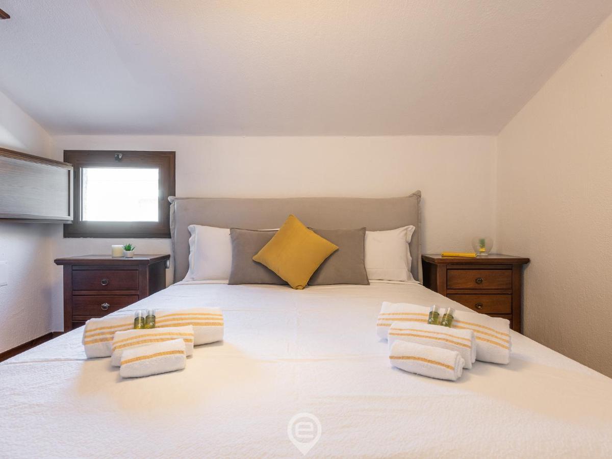 Sun & Sea Studio Тортоли Экстерьер фото